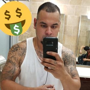 Meet your Posher, Deleon